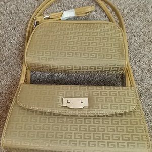 Tan 2 piece Purse Set